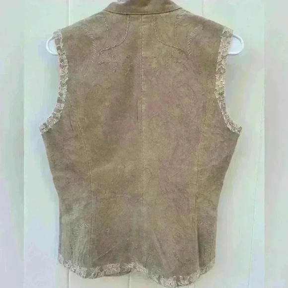 Coldwater Creek suede vest with lace terrier size small - Picture 4 of 4